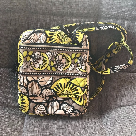 Vera Bradley Citron Crossbody - Picture 1 of 5